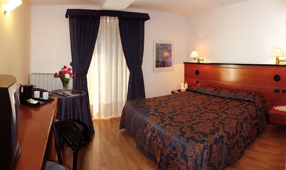 Albergo Aprica Garni Kültér fotó