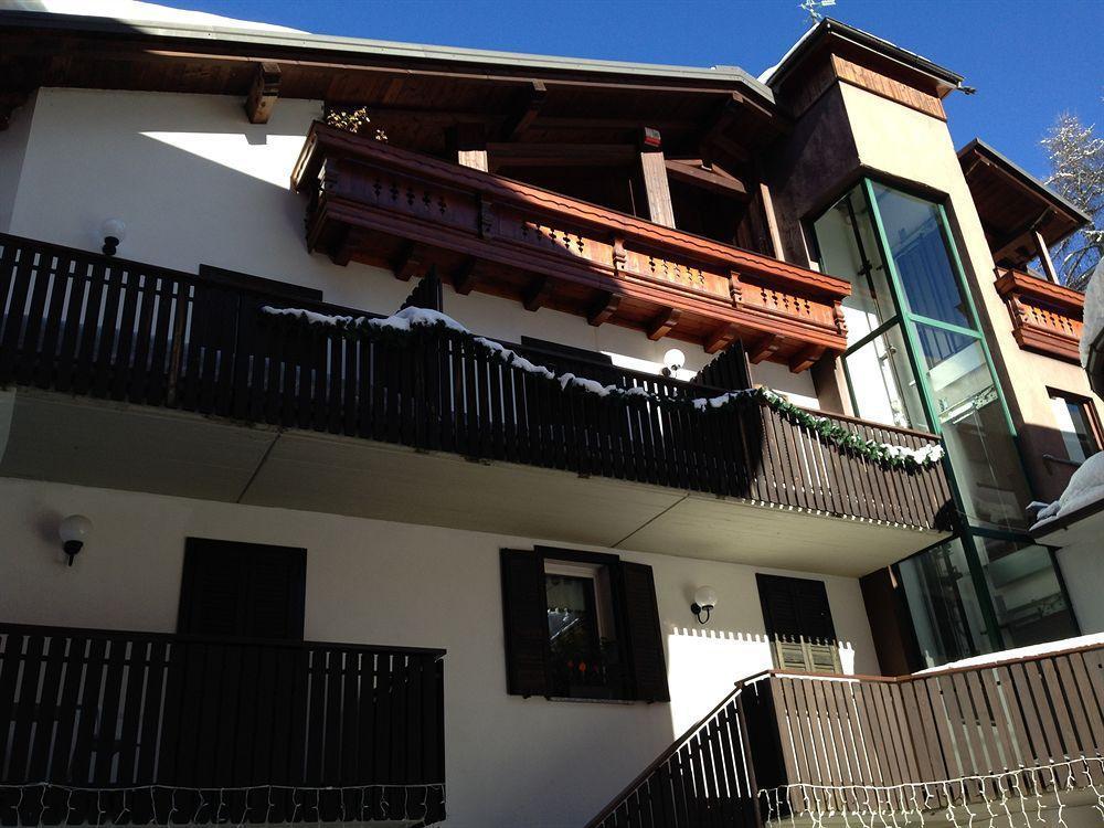 Albergo Aprica Garni Kültér fotó